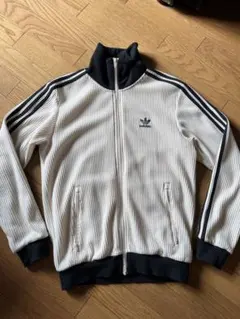 adidas トラックジャケット　ワッフル