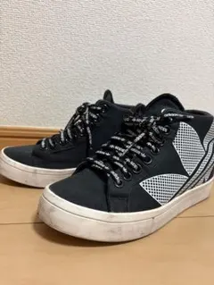 adidas ブラック/ホワイト ハイカットスニーカー　24センチ　替えの紐付き