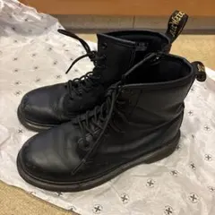 Dr. Martens 8ホール 3 US 黒