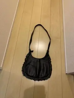 本革ショルダーバッグ