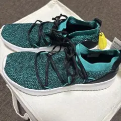 最終値下げ！adidas スニーカー 23.0