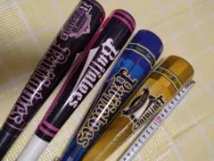 オリックス・バファローズ ミニVメガバットと普通のバッド