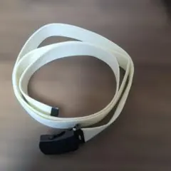 ガチャベルト ホワイト ブラックバックル