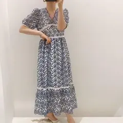 【美品(送料込)】花柄刺繍半袖ロングワンピース　※一回のみ着用　※クリーニング済