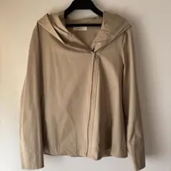 インゲボルグ ベージュ　発泡カメリアプリントフード使いジャンパー　パーカー難有のサムネイル