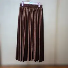 光沢ブラウン ベロア風プリーツスカート ロング丈