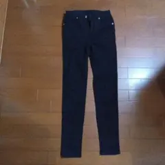 ジーユー　GU ブラックスキニーデニム 61cm