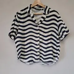marimekko 半袖シャツ M ネイビーUNIQLOのサムネイル