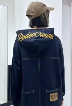 Item thumbnail for item e7d22d89-28e6-4d3f-9768-4105e5291e83