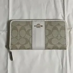 新品未使用 COACH ジッパー式長財布 ベージュ/ホワイト