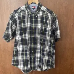 トミーヒルフィガー　サッカー　半袖シャツ　L