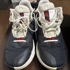 New Balance バスケットボールシューズ ブラックのサムネイル