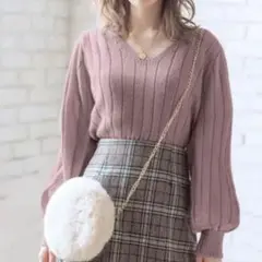 美品 GLR ショート丈ニット/L