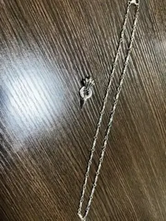 ライオンハート　HOWLファングドネックレス