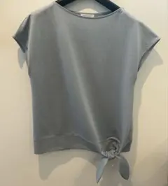 ビューティーアンドユース 裾リボン　フレンチスリーブ　カットソー ライトブルー