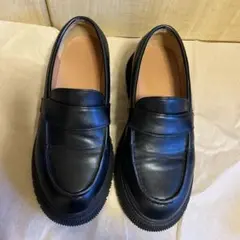 ブラックレザー ローファー