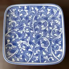 有田焼 青と白 四角皿 13.5㎝×13.5㎝ 銘印 裏印 あり　メルカリ送料込