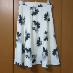 Free's Mart 花柄スカートのサムネイル