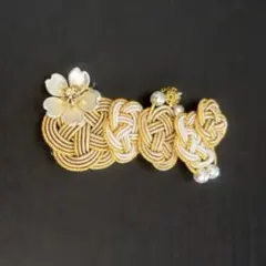 【水引ヘアクリップ】梅結び ベージュ　卒業式 入学式