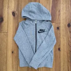 ち*い様 NIKE パーカー 120~130cm