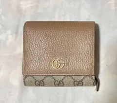 GUCCI 二つ折り財布 ベージュ GGパターン