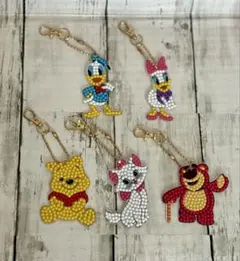 ディズニーキャラクター キーホルダー5点セットドナルドデイジーマリーロッツォプー