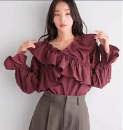 新品 ローリーズファーム フリルクロスギャザーブラウス LOWRYSFARM