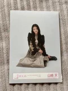 櫻坂46 山﨑天 5th Anniversary ドレス 生写真 ヨリ、座り - メルカリ