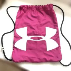 アンダーアーマー　ナップサック　ピンク