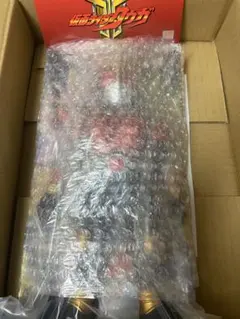 超クウガ展 東映レトロソフビコレクション 仮面ライダークウガ 金ラメ赤クリアのサムネイル