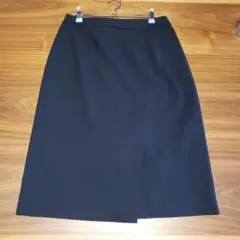 2️⃣7️⃣ ネイビー ひざ丈スカート