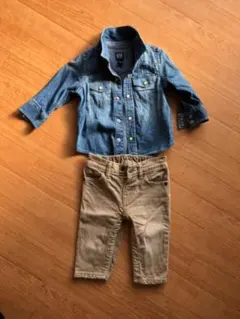 GAPベビー　デニムシャツ、デニムパンツセット