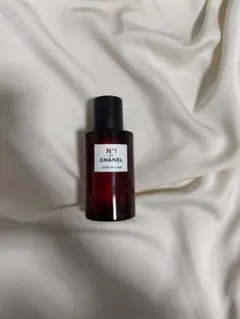 CHANEL N°1 L'EAU ROUGE ボディミスト