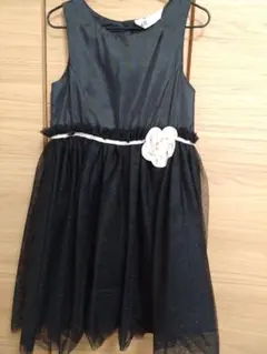 H&M 黒 ノースリーブワンピース 122　120サイズは