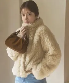 新品・未使用　小澤美里さんコラボ　ファーショートコート　KOBE LETTUCE