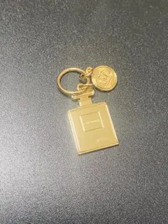 Chanel 香水ボトル型チャーム ゴールド 限定