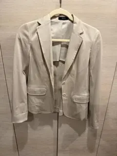 COMME CA ISM テーラードジャケット ベージュ 2つボタンのサムネイル
