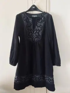 美品LAURA ASHLEY ローラアシュレイの花柄刺繍 ワンピース サイズ9