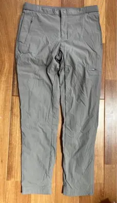 【美品】UNIQLO 暖パン グレーパンツ