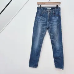 Item thumbnail for item 0702c4bc-6d5f-45f7-a183-a8a6c90bedd5