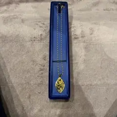 ゴールド 葉の形状 ネックレス