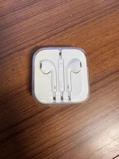 新品未使用 Apple EarPods 3.5mmプラグ 有線イヤホン 本体