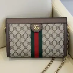 グッチ GGスプリーム パドロック バックパック チェーンリュック