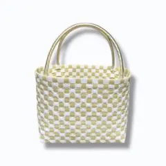 ⚪︎ PPバンド カゴバッグ ホワイト×ベージュ花柄 プラカゴ ハンドメイドバッグ