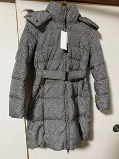 新品未使用　UNIQLO ダウンコートＭ