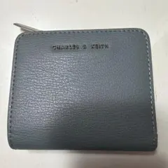 チャールズアンドキース 財布