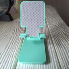 新品、ミント色、ピンク色 スマホスタンド 折りたたみ式