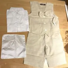 フォーマルスーツ 130 ベージュ　男の子　キッズ　メンズ