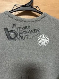 極美品BREAKER OUT タッパー ウェットスーツ 長袖のサムネイル