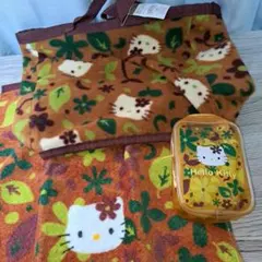 希少‼️ブラウウお花キティ　リバーシブルバック&ポーチ&タオルセット2000